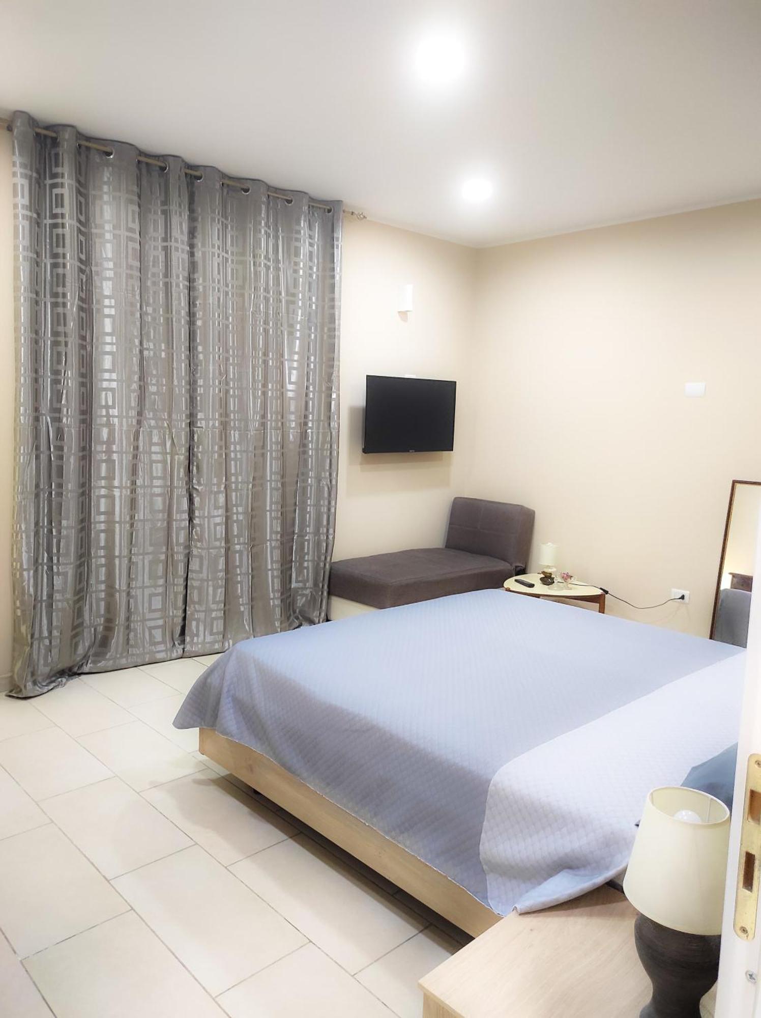 76 Avenue Suites Wi-Fi - Shuttle Ρέτζιο ντι Καλάμπρια Εξωτερικό φωτογραφία