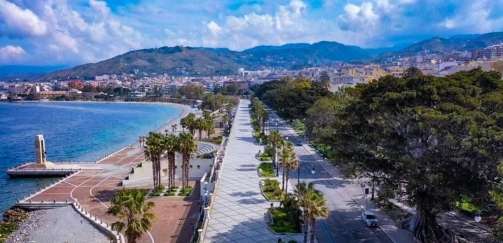 76 Avenue Suites Wi-Fi - Shuttle Ρέτζιο ντι Καλάμπρια Εξωτερικό φωτογραφία