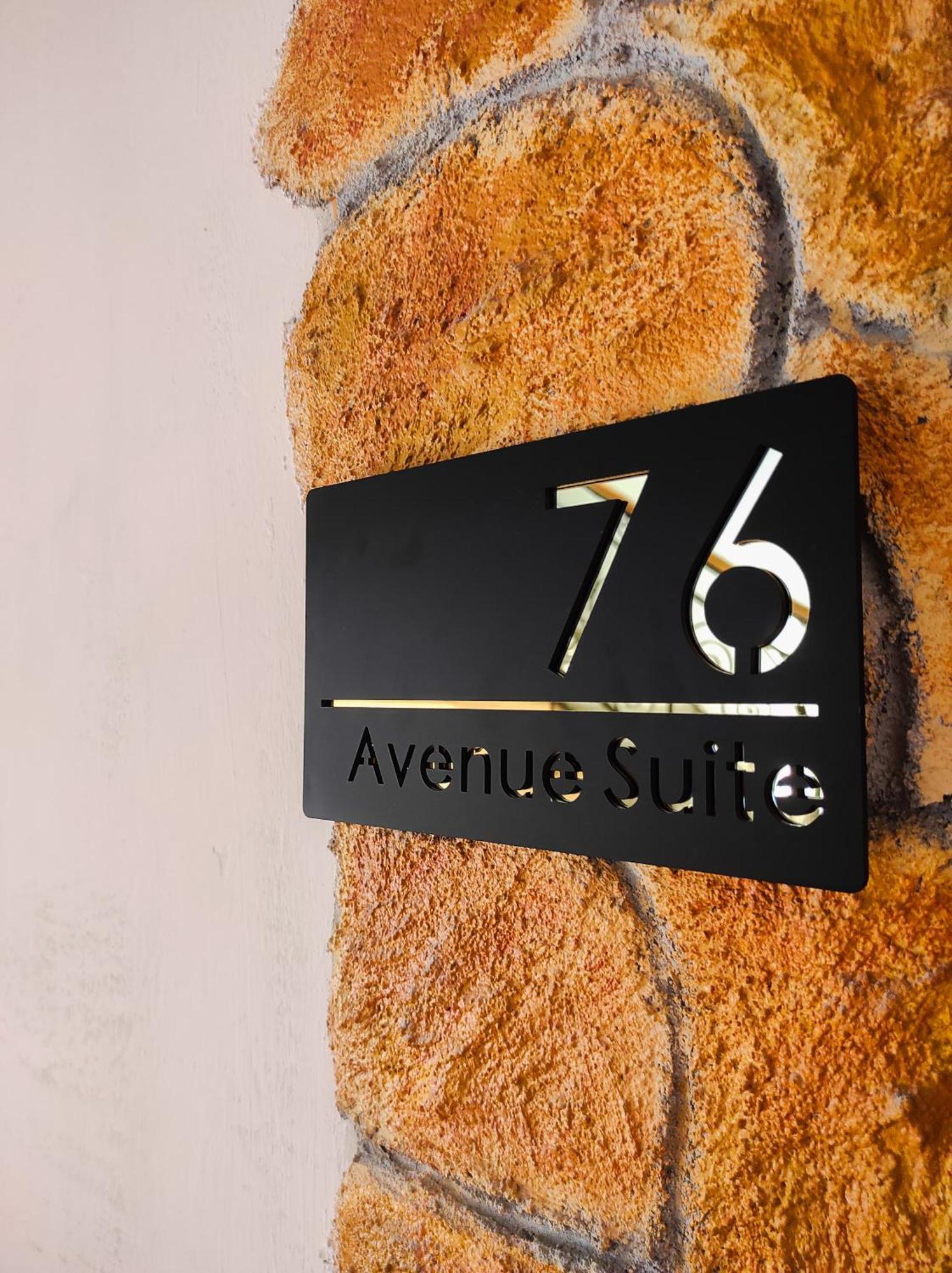 76 Avenue Suites Wi-Fi - Shuttle Ρέτζιο ντι Καλάμπρια Εξωτερικό φωτογραφία