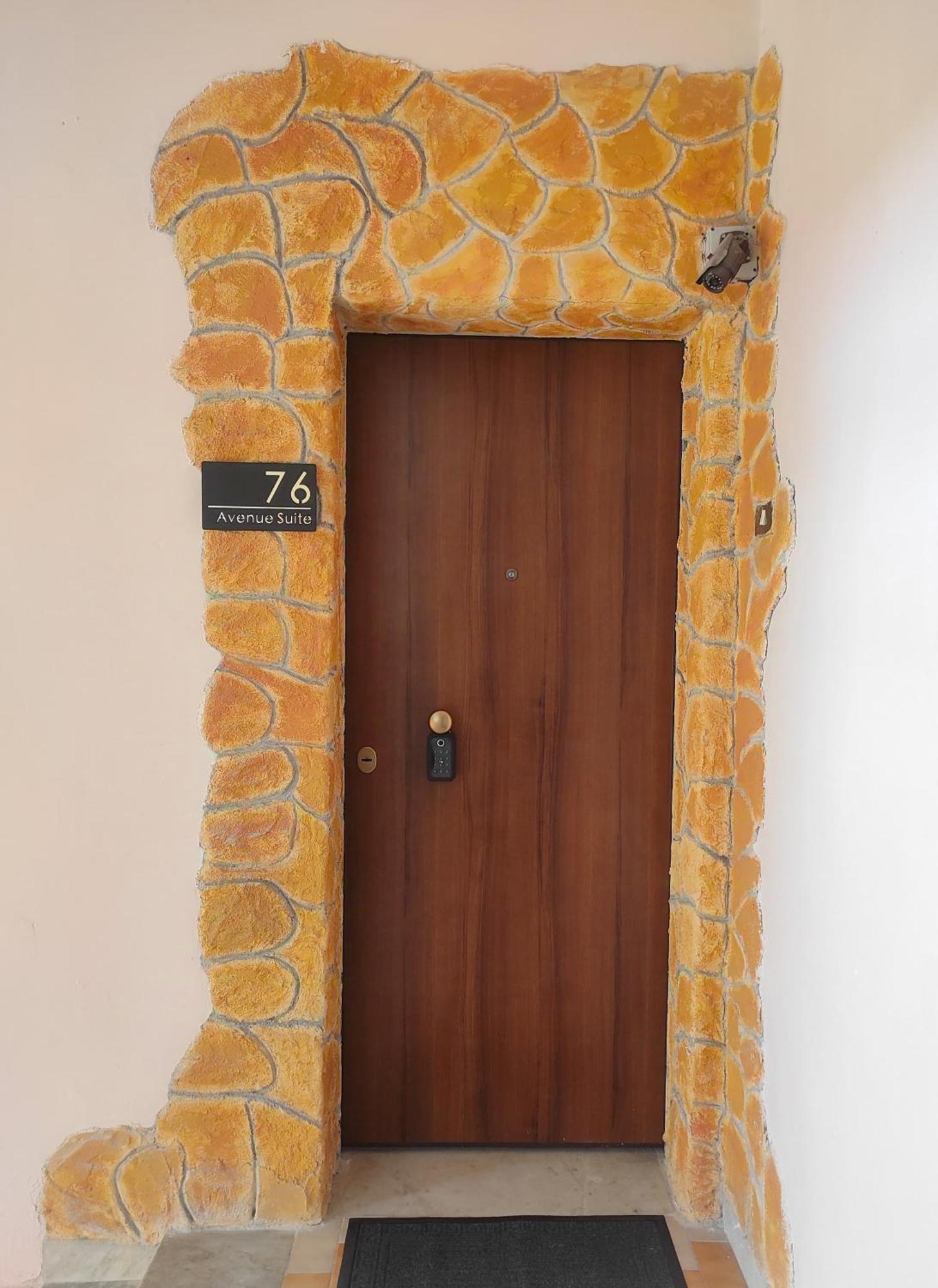 76 Avenue Suites Wi-Fi - Shuttle Ρέτζιο ντι Καλάμπρια Εξωτερικό φωτογραφία