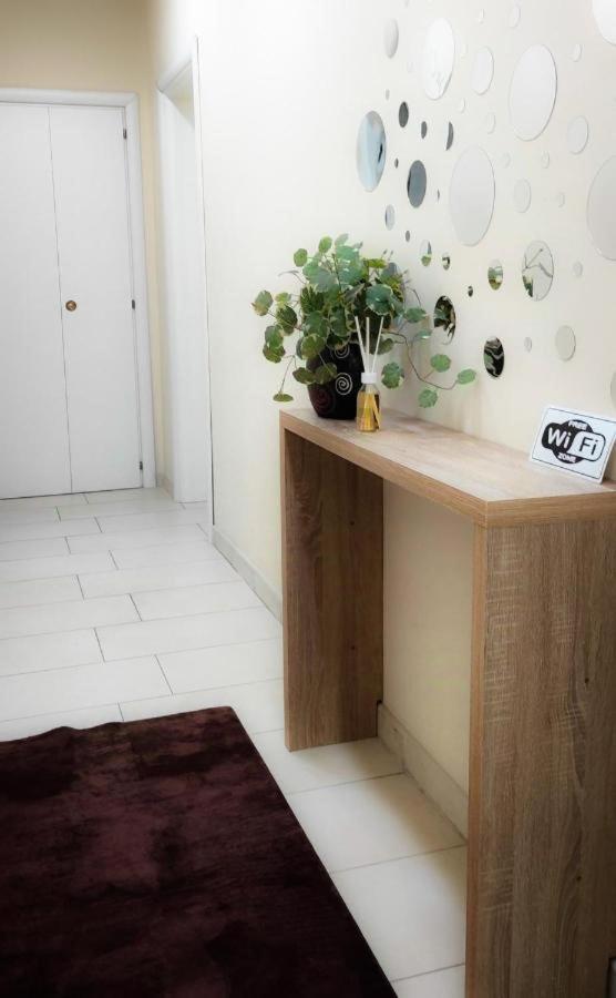 76 Avenue Suites Wi-Fi - Shuttle Ρέτζιο ντι Καλάμπρια Εξωτερικό φωτογραφία