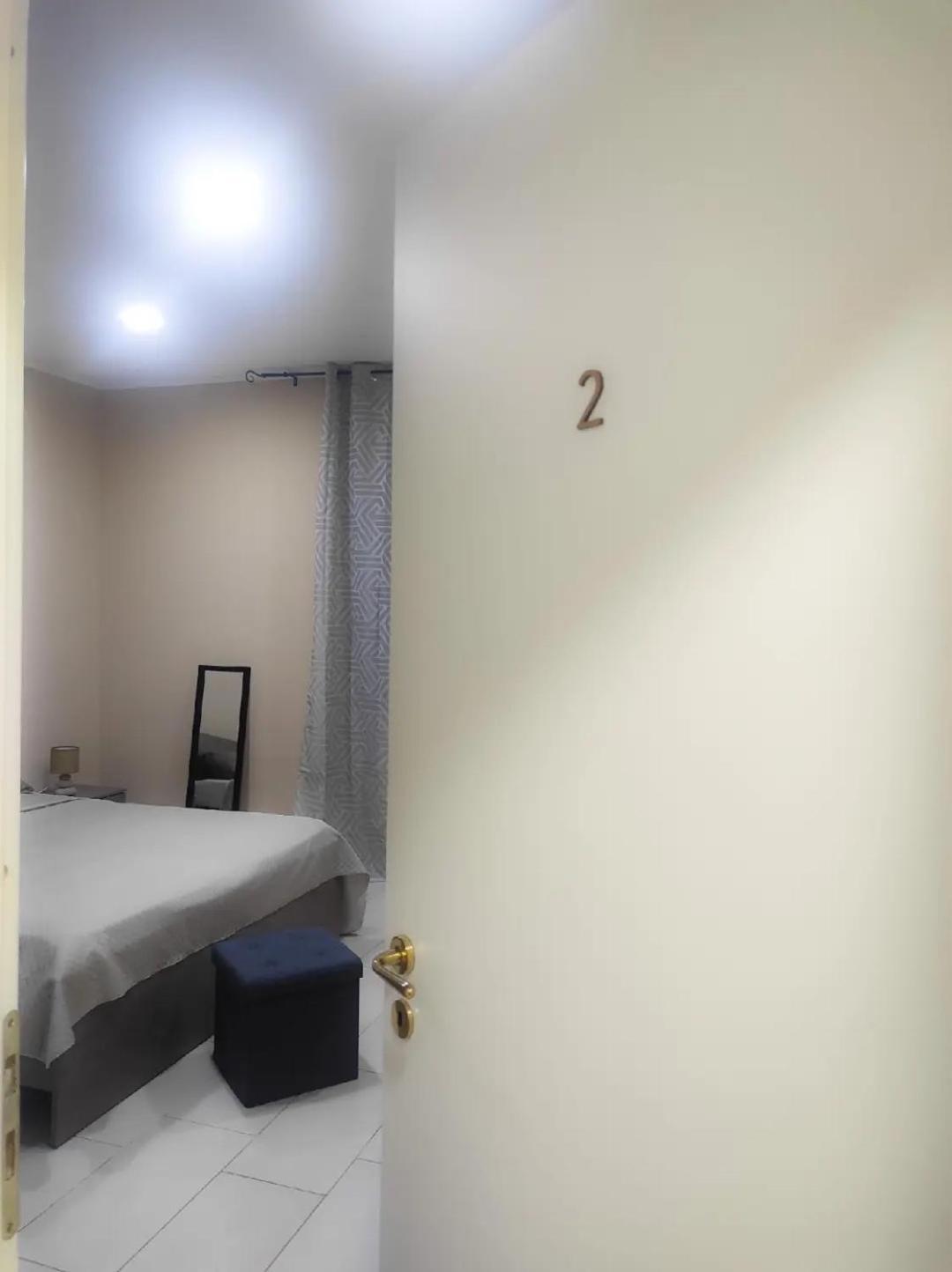 76 Avenue Suites Wi-Fi - Shuttle Ρέτζιο ντι Καλάμπρια Εξωτερικό φωτογραφία